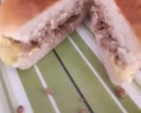 A picture of step 5 of Keema burger with chilli tomato paste.