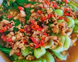 Gambar langkah 4 resipi Pak Choy Ayam.
