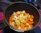 Foto del paso 1 de la receta: Crema de zanahoria con cinta de lomo