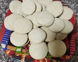 Foto del paso 3 de la receta: Alfajores de maicena veganos con dulce de coco 😍 :)