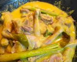 Foto langkah ke 4 dari resep Ayam Goreng Mommy.