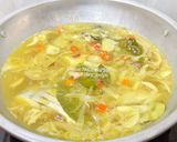 Foto langkah ke 4 dari resep Sup Ikan Kuwe.
