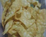 Foto langkah ke 4 dari resep Keripik pangsit renyah no telur simple.