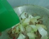 Foto langkah ke 3 dari resep Tumis Sawi Putih dan Bakso.