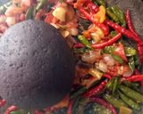 Foto langkah ke 3 dari resep Sambal Terasi Pecel Lele Khas Lamongan.