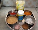 A picture of step 1 of Kanji vada.