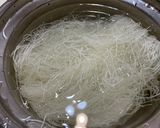 高麗菜芋頭米粉湯的食譜步驟1照片