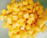 Hình bước làm 2 của món Hến xào thơm cách 2