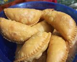 ड्राई फ्रूट की गुजिया (dry fruits ki gujiya recipe in Hindi) रेसिपी चरण 7 फोटो