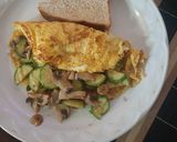 Foto del paso 3 de la receta: Omelette de champiñón y calabacitas