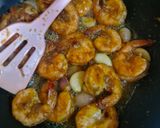 Foto langkah ke 4 dari resep Garlic Butter Prawn 🧄🦐.
