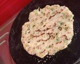 A picture of step 5 of Rice flour paratha.