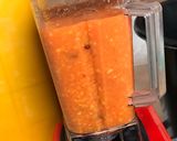 A picture of step 3 of Mango and watermelon juice.