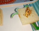 A picture of step 4 of Paneer Bread Pocket.
