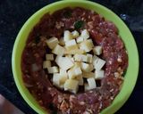 Foto del paso 4 de la receta: Hamburguesa de carne rellena cortada a cuchillo
