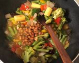 A picture of step 4 of Kung Pao Vegetables.