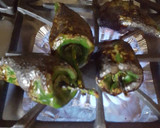 Foto del paso 1 de la receta: Chiles rellenos de pollo, bañados en salsa de elote