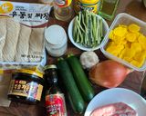 A picture of step 1 of Jjajangmyeon 짜장면 (Black Bean Noodles).