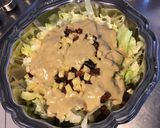 Une image de l'étape 8 de Salade composée marinée à l iceberg,pomme de terre,tomates séchées et tomme de brebis au poivre.