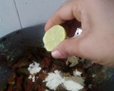A picture of step 3 of भरवा भिंडी.