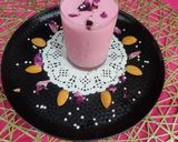A picture of step 6 of Almond Rose Milk Shake.