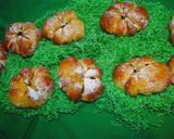 A picture of step 29 of Stuffed spicy pumpkin bread.