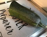 Une image de l'étape 1 de Flan aux tomates, courgette et feta.