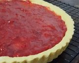 Foto langkah ke 6 dari resep Strawberry Pie.