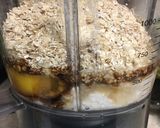 A picture of step 1 of 3 ingredient fake pancakes (made with oats and cottage cheese).