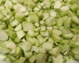 A picture of step 2 of Vegetable gravy 🥒 🥒🧅🧄🥘.