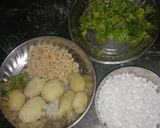 A picture of step 1 of Sabudana Vada.