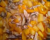 Foto del passaggio 1 della ricetta Riso bollito con pollo avanzato e peperone giallo e una patata