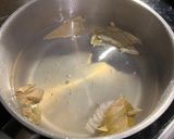 A picture of step 1 of Sweet & Spicy Sauté Mussels.