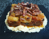 Foto del paso 7 de la receta: Pisto y patatas panaderas con panceta, sobre omelette