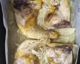 Foto del paso 5 de la receta: Pollo al limón y mantequilla con cama de cebolla y patatas al orégano