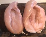 Foto del paso 1 de la receta: Pechugas rellenas con quesos - #keto