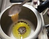 A picture of step 1 of Rice and lentile khichdi.