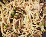 A picture of step 5 of Linguine with Porcini Mushrooms and Vegetables.