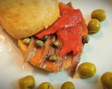 Foto del paso 3 de la receta Montadito "Anxoita" (de Anchoas con Pimientos y Alcaparras)