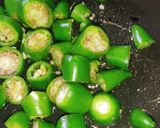 A picture of step 3 of Masala Fried Chillies 🌶️🌶️.