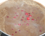 Foto del paso 3 de la receta: Medallones de ciervo en salsa de grosellas con puré trufado