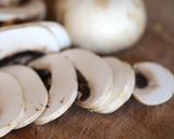 Foto del paso 2 de la receta: Risotto de peras con champiñones