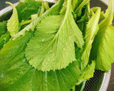 Hình bước làm 1 của món Canh Cải Xanh Nấu Mọc