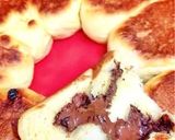 Foto langkah ke 4 dari resep Roti Coklat Lumer (no mixer & oven).