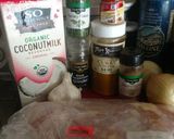 A picture of step 1 of Crock-Pot Chicken Curry.