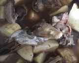 A picture of step 4 of Sweet potatoes pepper soup with Isiewu (Goat head).