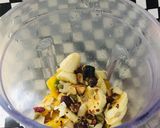 Foto del paso 1 de la receta: Vitaminas de frutas y Mix de frutos Secos con Miel!