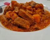 Foto del paso 5 de la receta Estofado de solomillo de cerdo con boniato y setas
