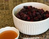 A picture of step 1 of Berries Ice Cream.