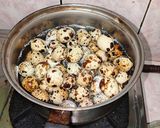 Foto langkah ke 1 dari resep Semur telur puyuh ala ala betawi.